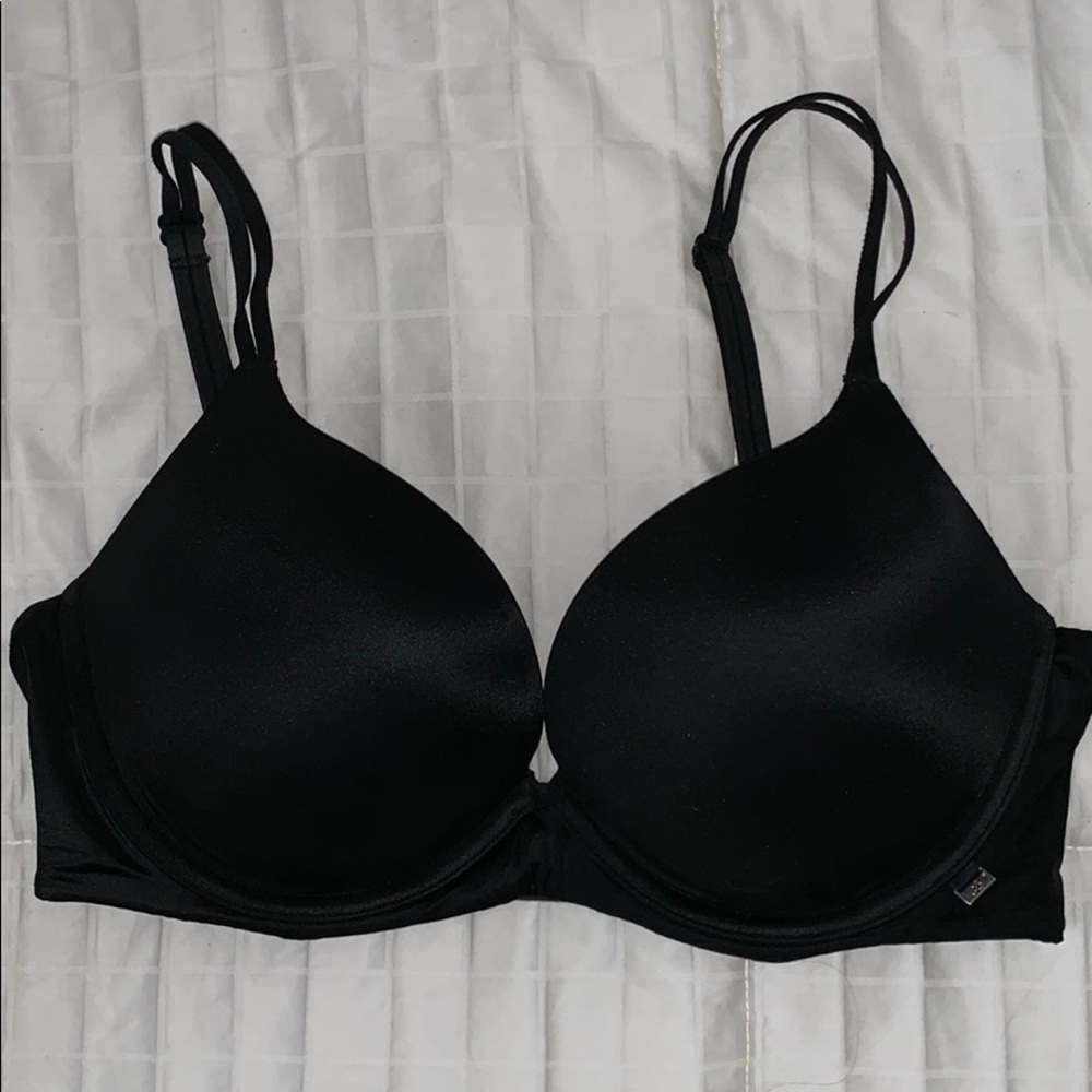 32DD Victoria’s Secret Bra